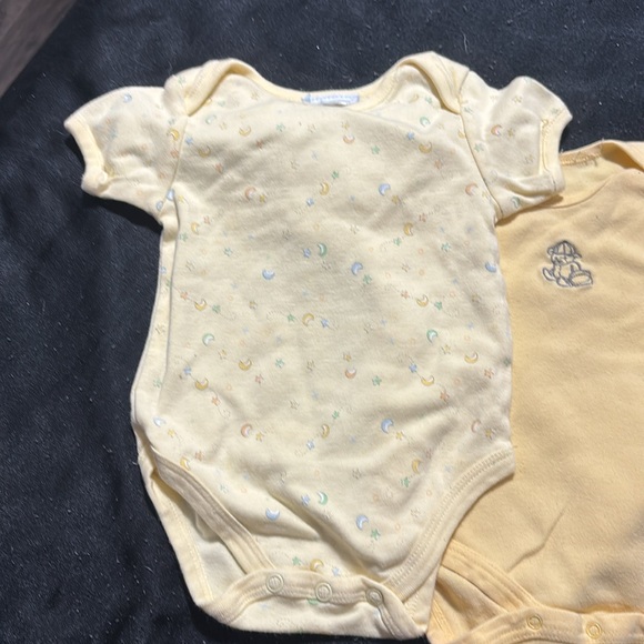 2pack onesie - Picture 3 of 5